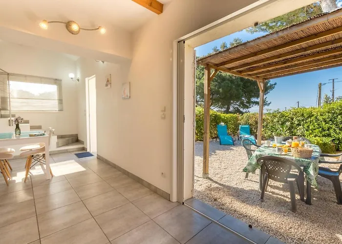 Feriehus La Bastide, En Duplex Idealement Situee A Quelques Pas De La *