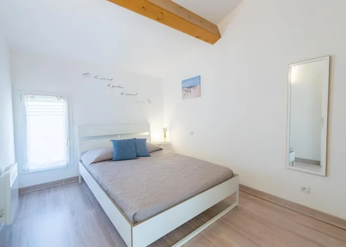 La Bastide, En Duplex Idealement Situee A Quelques Pas De La Holiday home